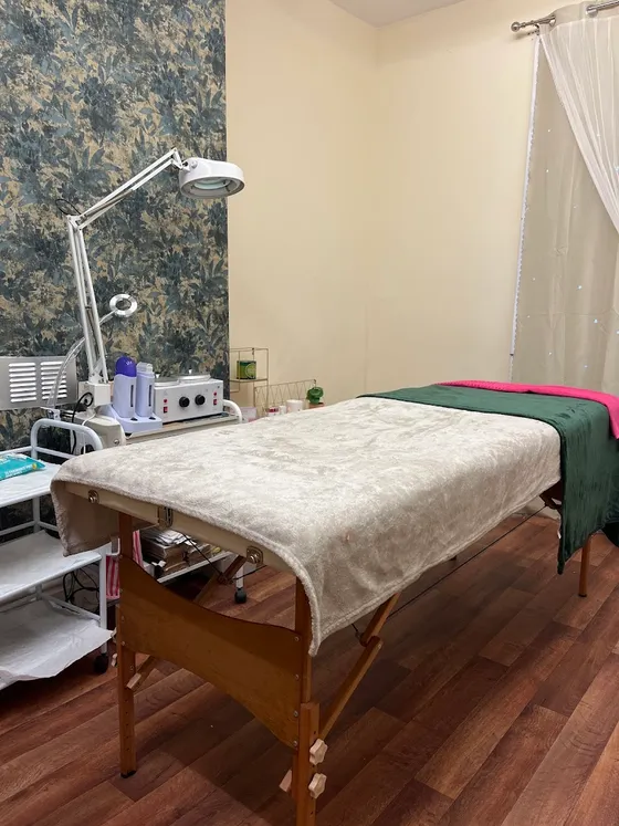 The calm facial room at Shriji Beauty Touch