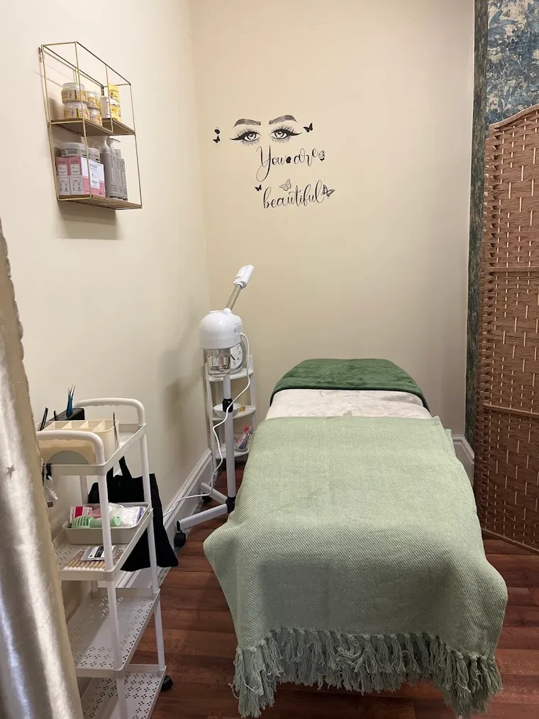 The calm treatment room at Shriji Beauty Touch, Huddersfield